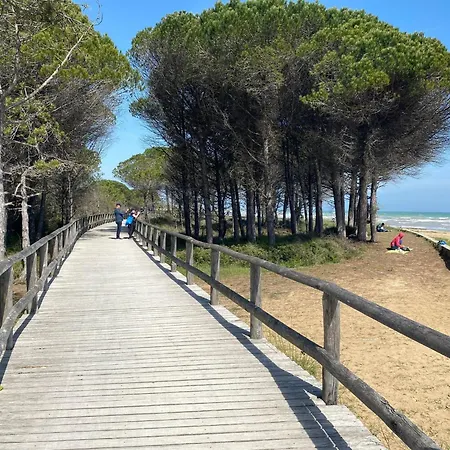 Bright With Private Garden - Beahost Apartment Bibione
